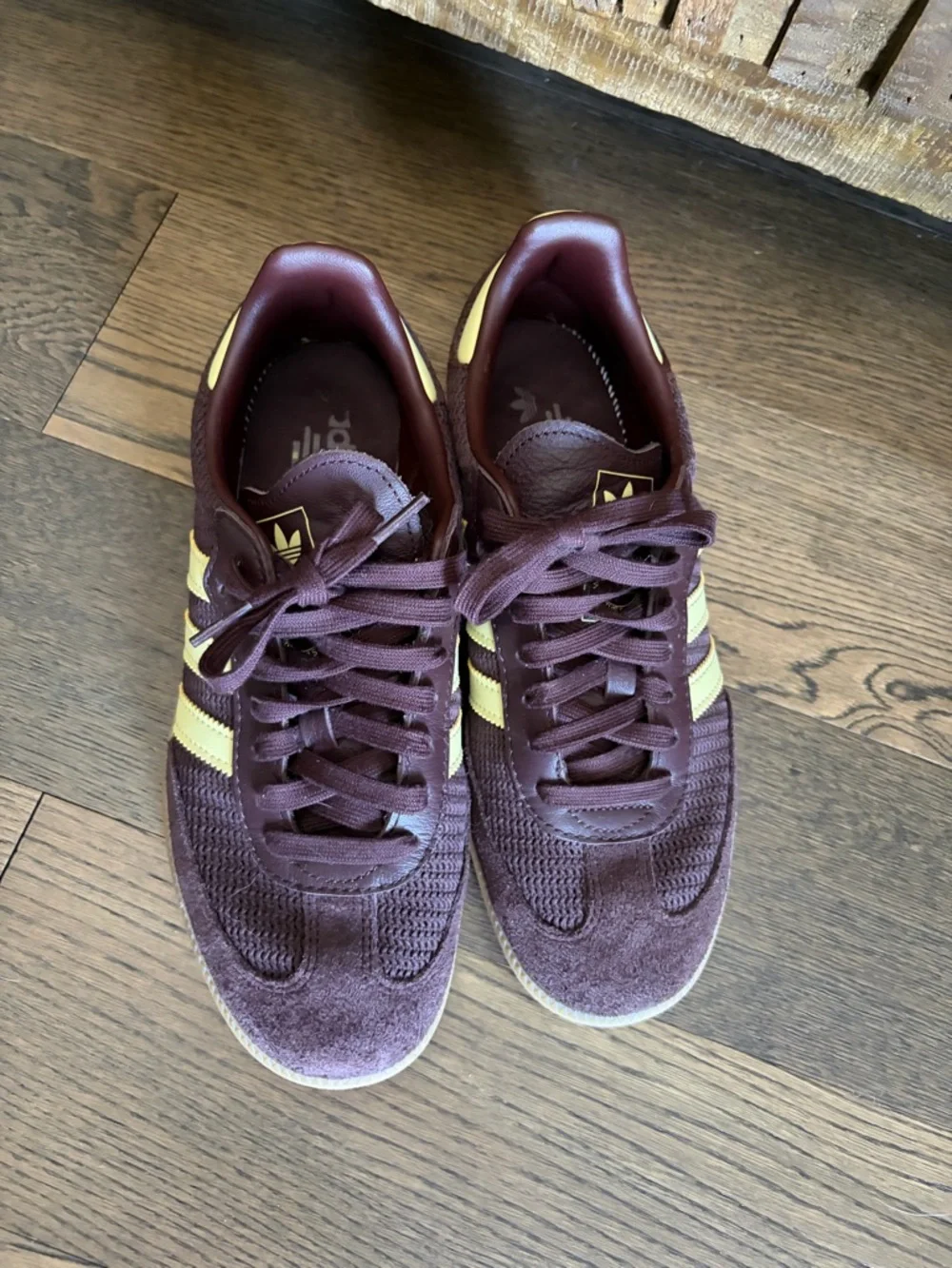 Women's Adidas Samba OG - Shadow Brown/Powder Yellow size 9 - Picture 8 of 14